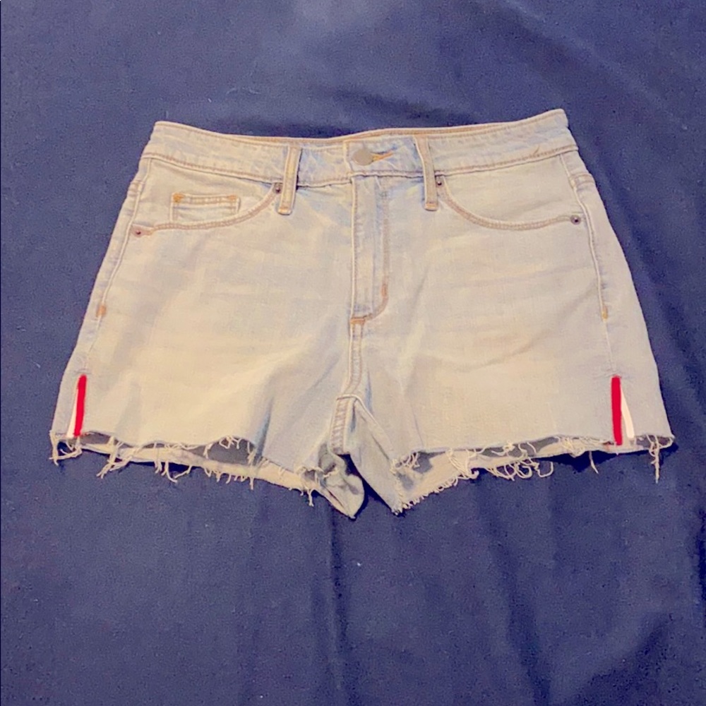 Cutoff light wash denim shorts